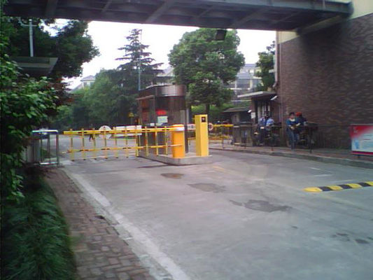 Long Range Traffic Barrier Gate for Residential Area / Offic Building / Factory