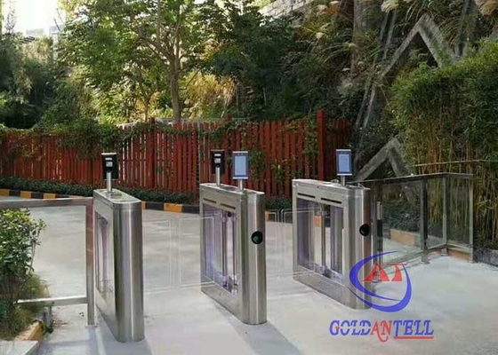 barreiras infravermelhas do braço do balanço do termômetro facial exterior do reconhecimento